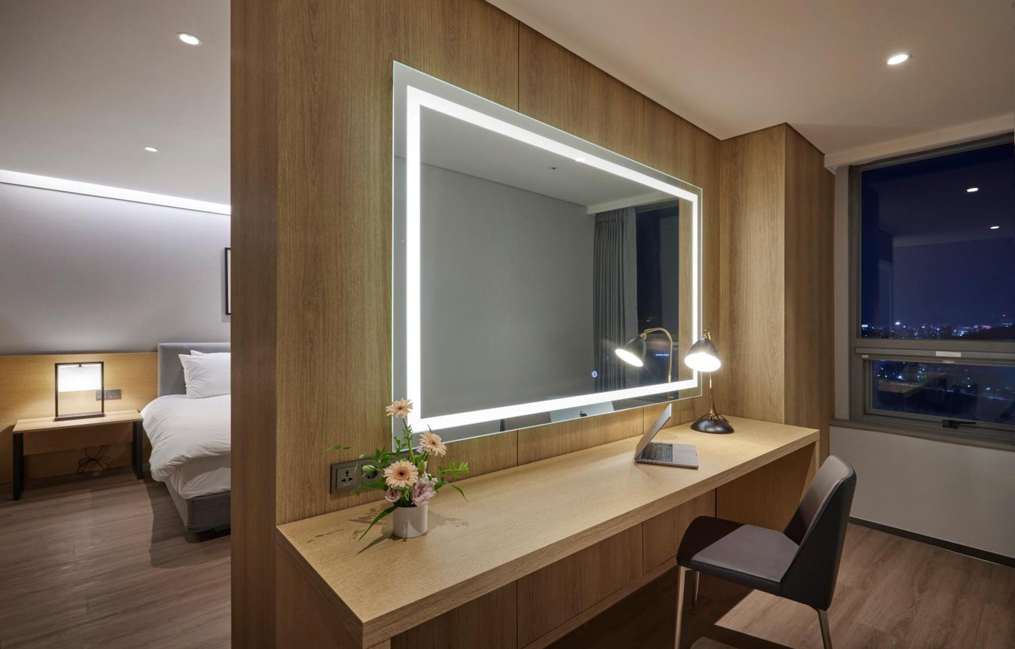 Hotel Interciti Теджон Екстер'єр фото