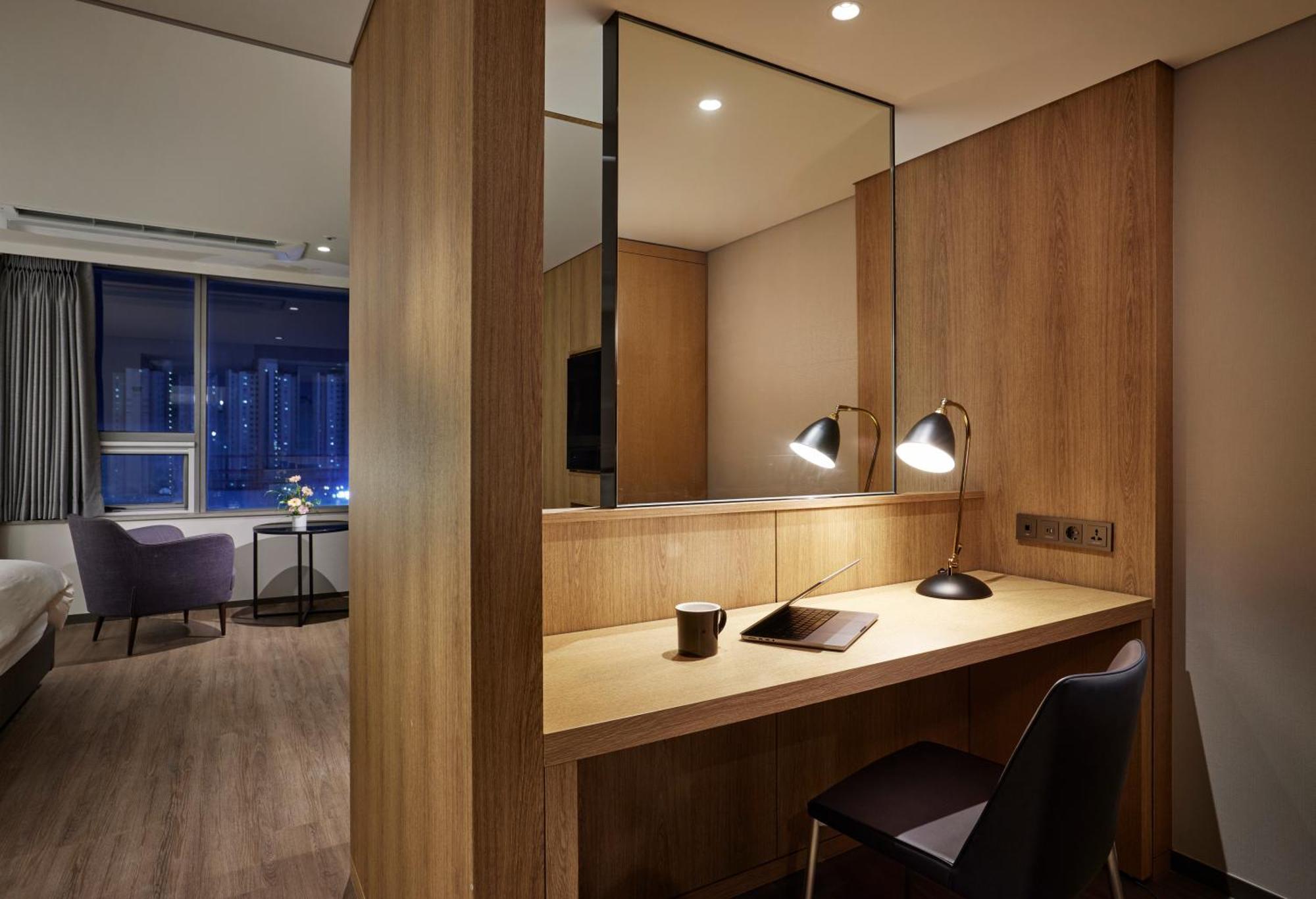 Hotel Interciti Теджон Екстер'єр фото