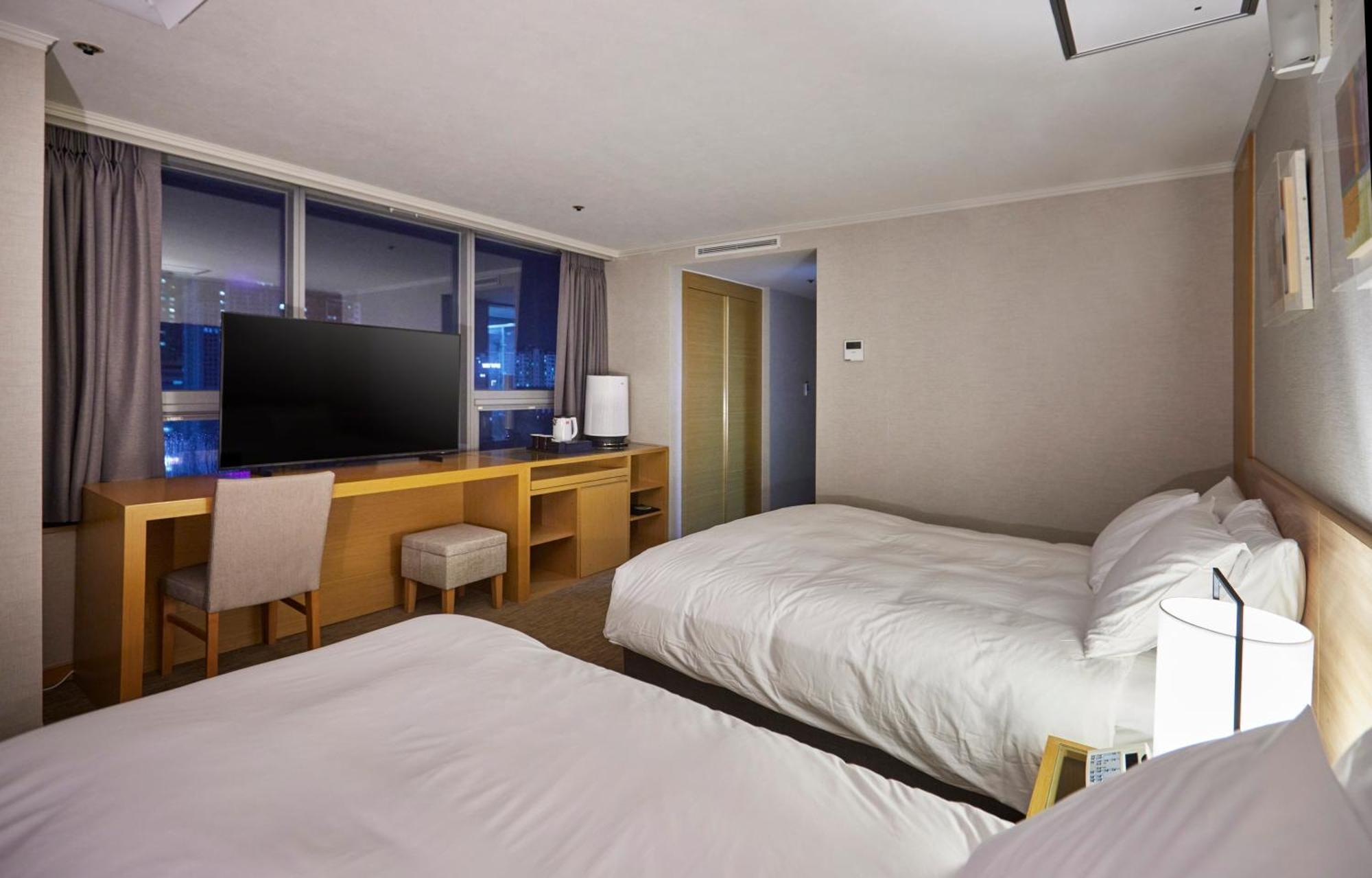 Hotel Interciti Теджон Екстер'єр фото