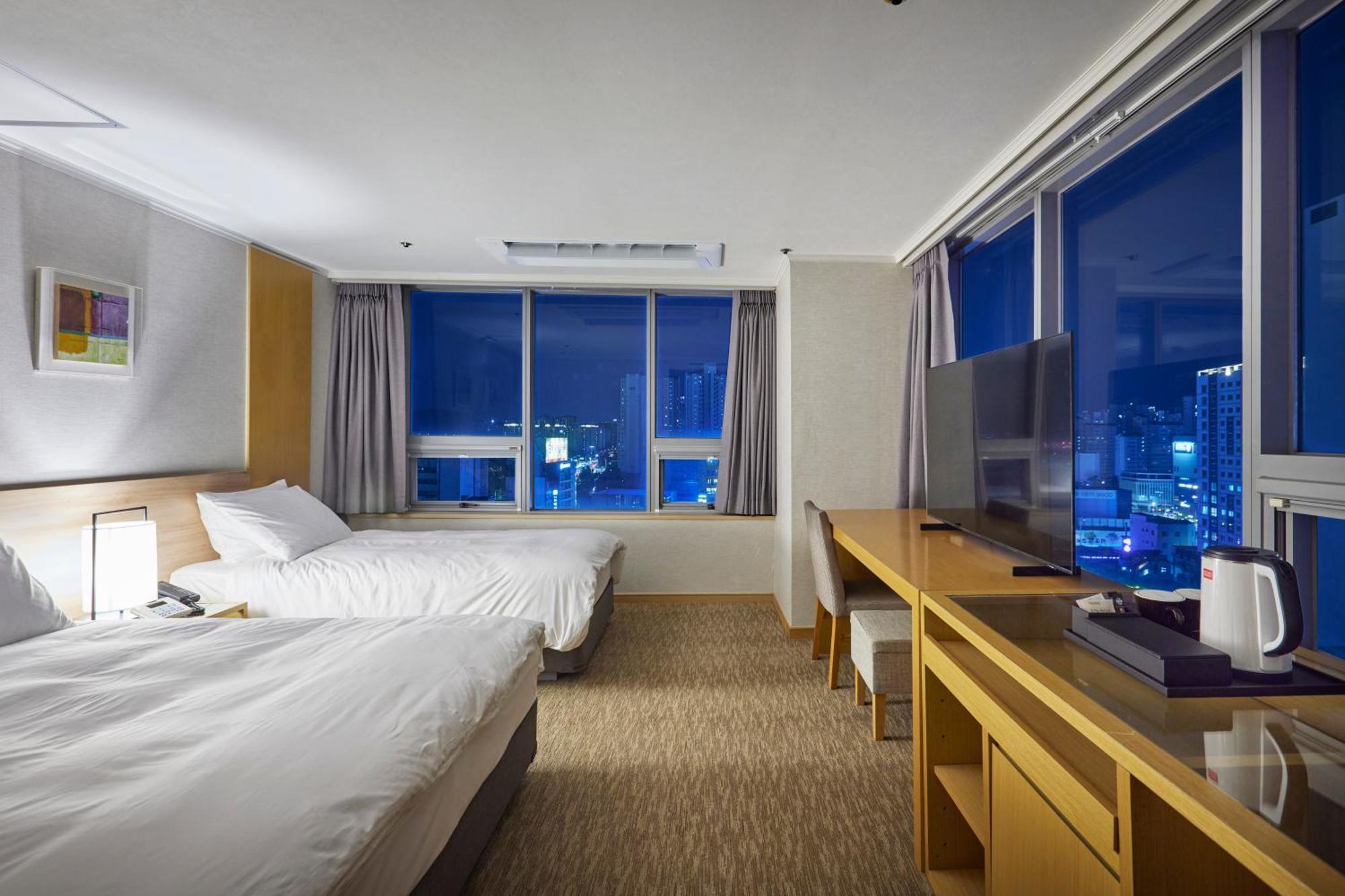 Hotel Interciti Теджон Екстер'єр фото