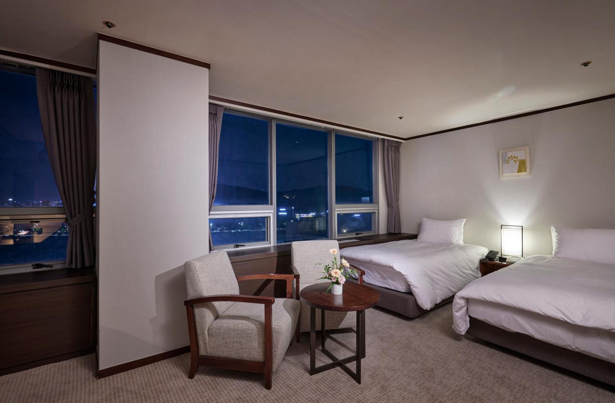 Hotel Interciti Теджон Екстер'єр фото