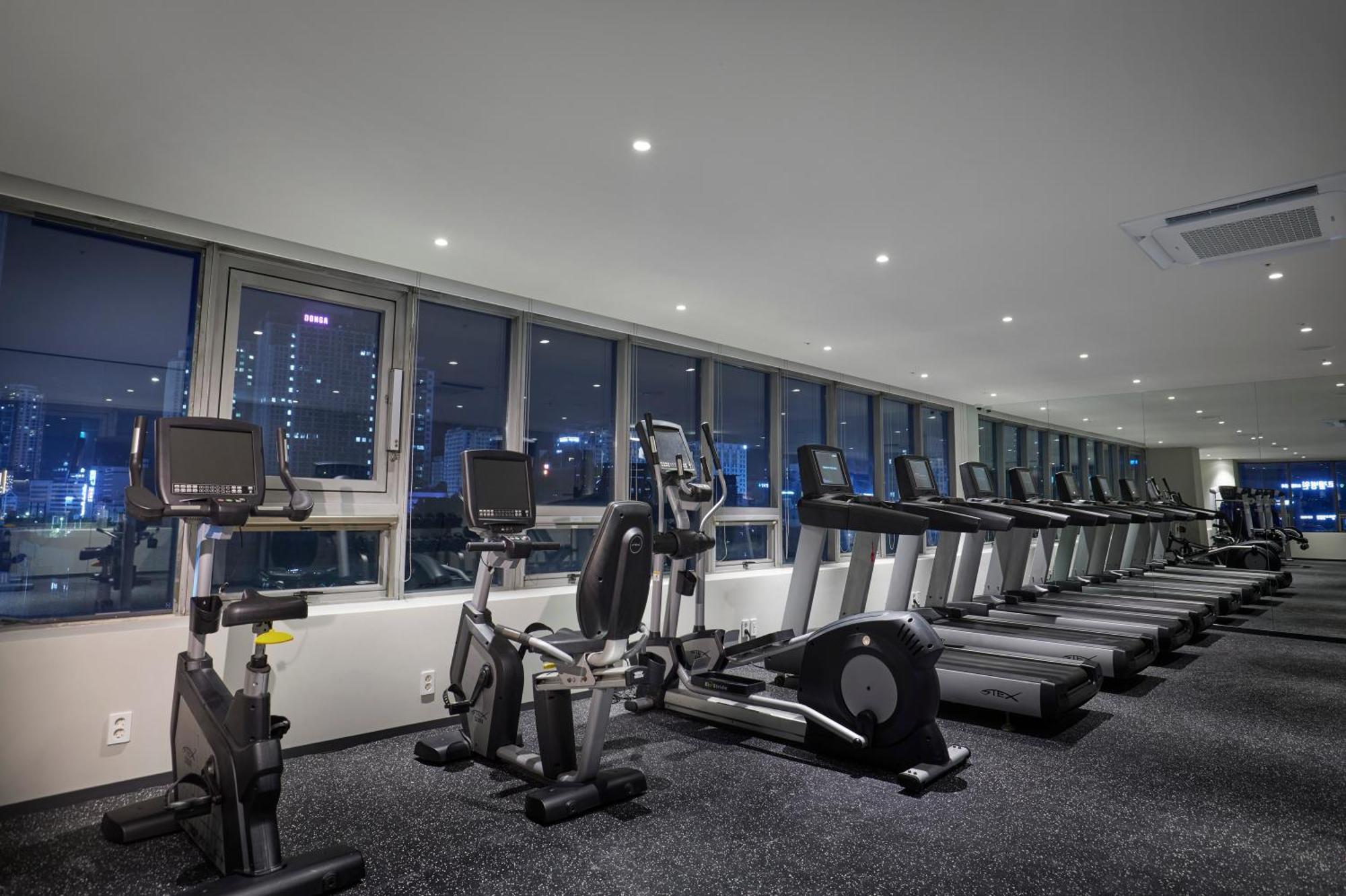 Hotel Interciti Теджон Екстер'єр фото