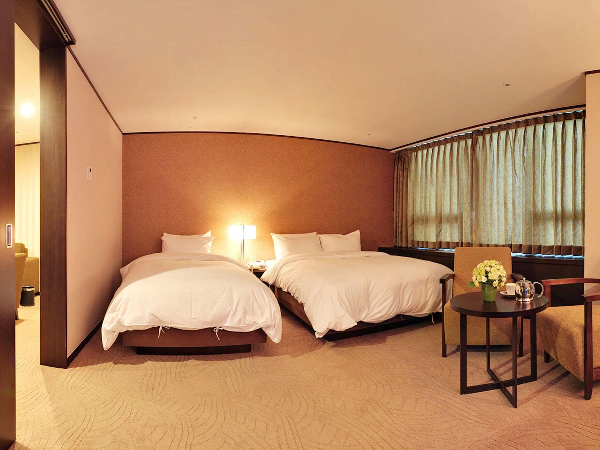 Hotel Interciti Теджон Екстер'єр фото